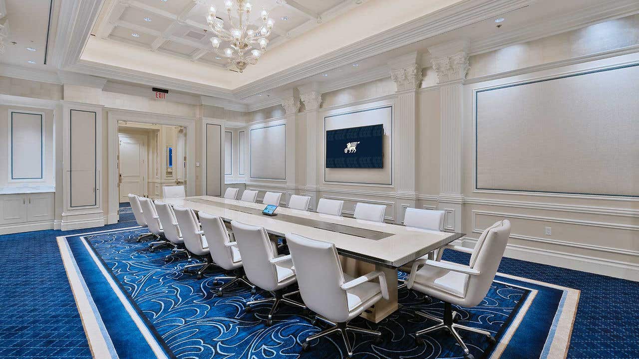 Toscana boardroom